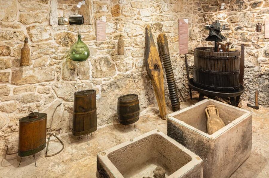 Hvar Island: eTuk Tuk Adventure Tour with a Guide - Velo Grablje: lavender oil country and the breadwinner story