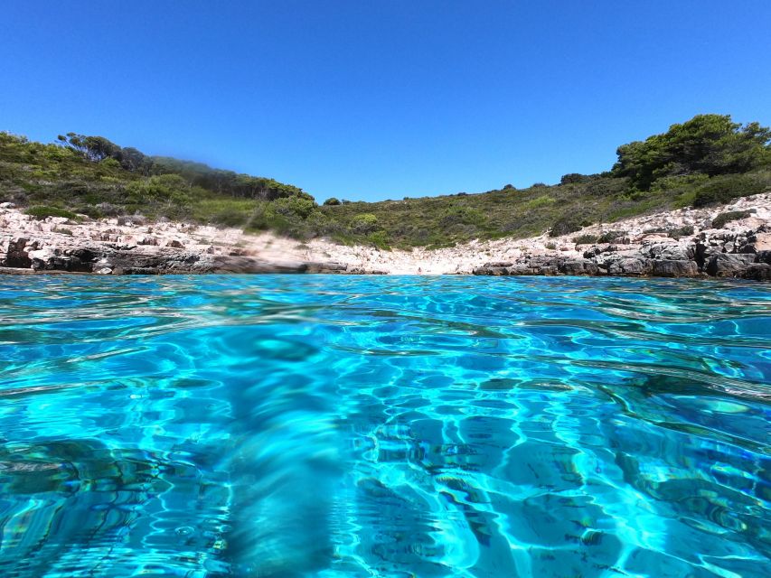 Hvar: Private Sailing Boat Trip with Swimming and Snorkeling - Price and value: $471 per group up to 6