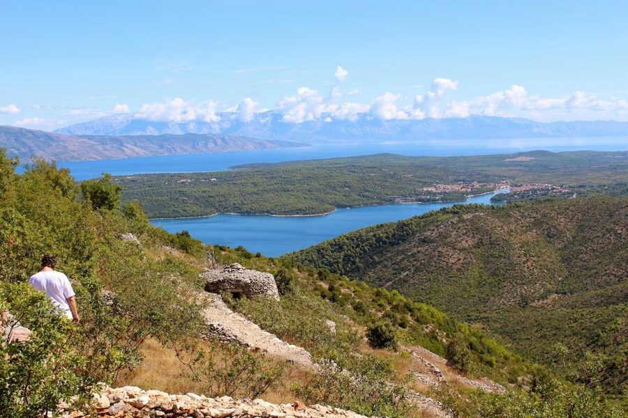 Hvar: Wine & Chocolate Tasting - Napoleon Stop, Views and Island Shape
