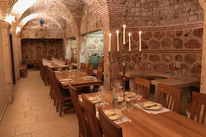 Hvar Wine tasting small group experience - Who this Hvar wine tasting suits best