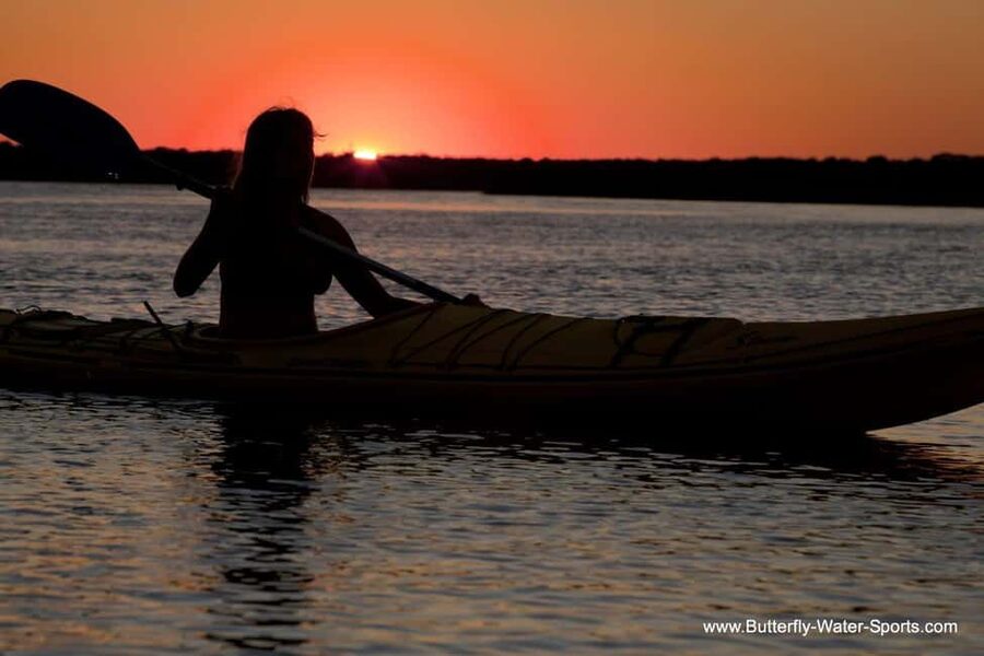 Kayak Tour from Tučepi - The paddling lesson that keeps you from fighting the kayak