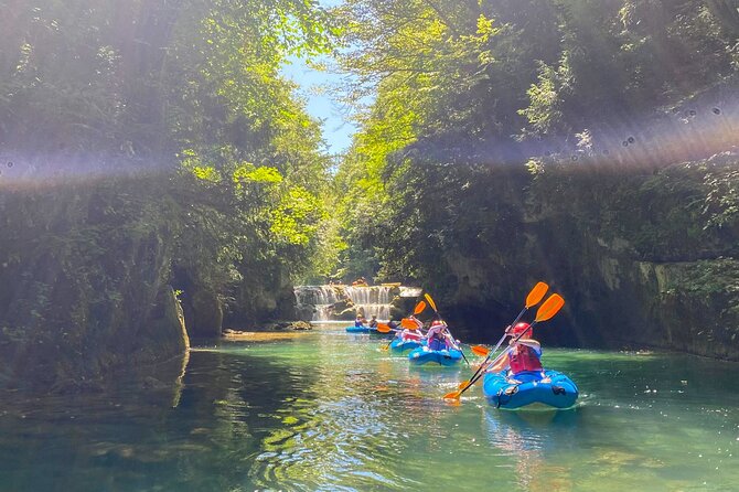 Kayaking at the Mreznica Canyon - What to pack and wear for a smooth, not-stressful day