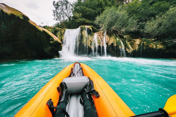 Kayaking Mrežnica river - Getting There From Slunj and What the 4 Hours Really Includes