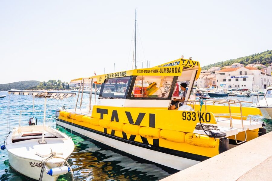 Korčula 3 ISLAND CATAMARAN TOUR Badija - Vrnik - Stupe - Why the Badija, Vrnik, Stupe loop works