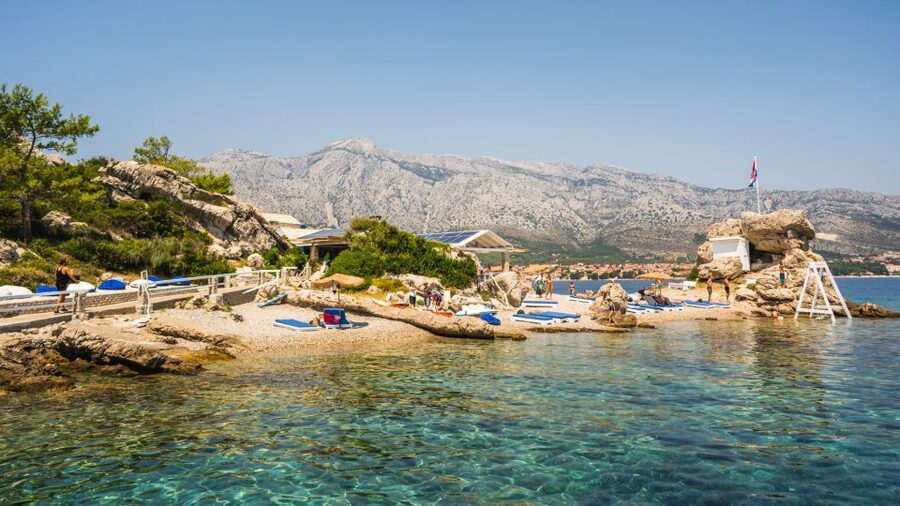 Korčula 3 ISLAND CATAMARAN TOUR Badija - Vrnik - Stupe - Getting to the meeting point fast, without stress