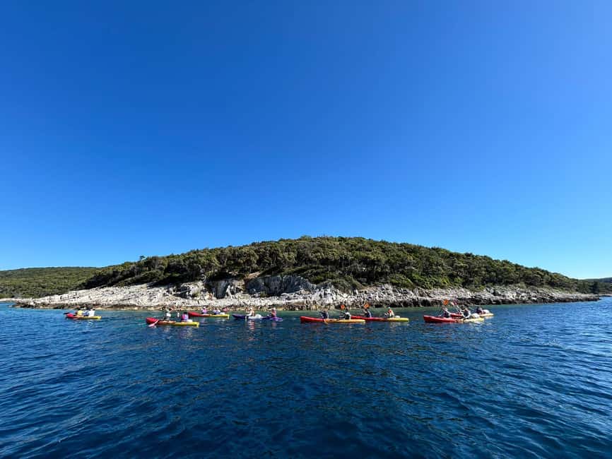Korcula Archipelago Kayak Tour - Secret caves and secluded bays: how these stops work in real life