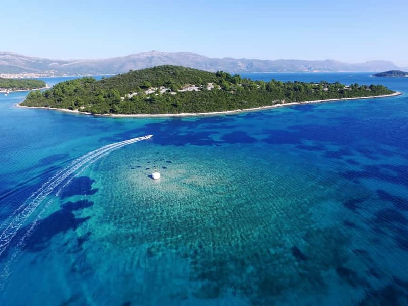Korcula Island: Guided Snorkeling Adventure with lunch - Getting picked up and boarding the 50 foot motor yacht