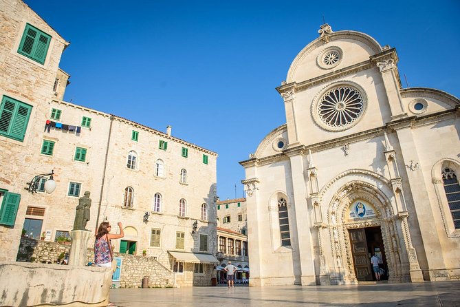 Krka Waterfalls and wine tasting Tour from Split or Trogir - Skradin and the Krka river stop: town air and conservation context