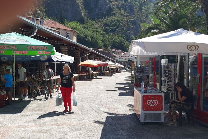 Laizy Wednesdays Tour to Montenegro - Perast: Stone Streets, One Hour to Make It Yours