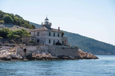 Lovran/Opatija: Swimming on Cres Island with Lunch