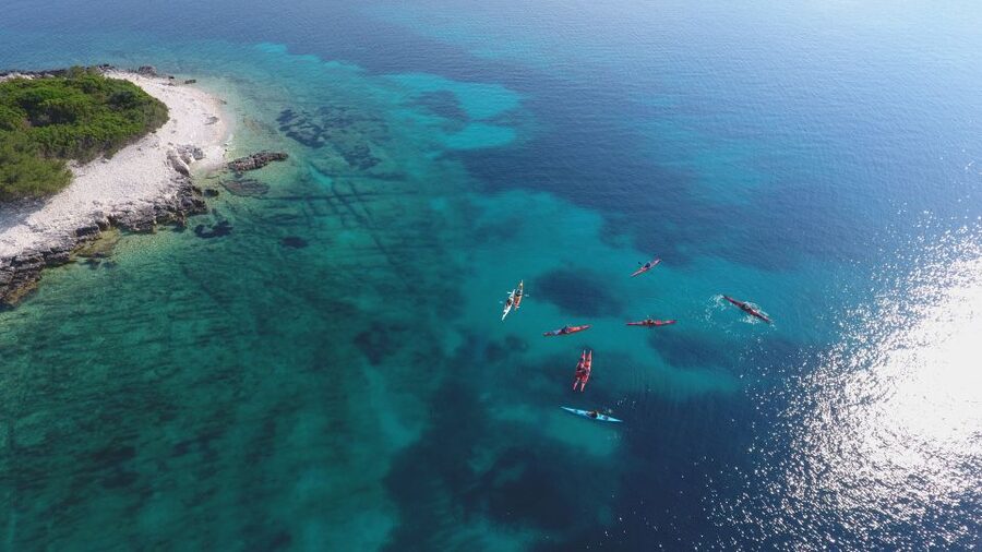 Lumbarda: Half-Day Kayaking and History with Wine delight - Key reasons this trip works