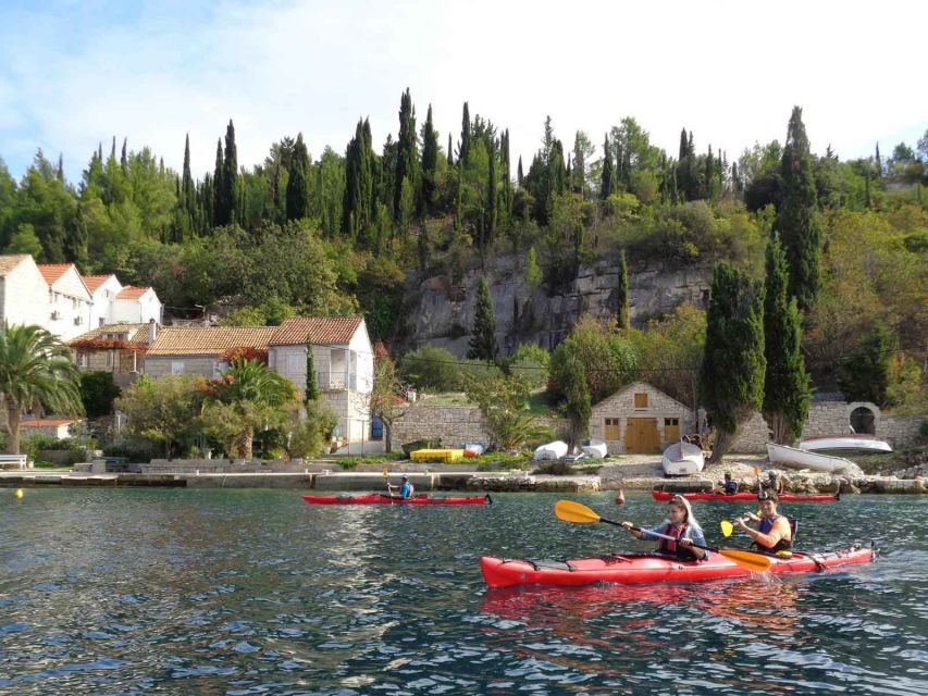 Lumbarda: Half-Day Kayaking and History with Wine delight - Setting Out From Tatinja Bay in Lumbarda