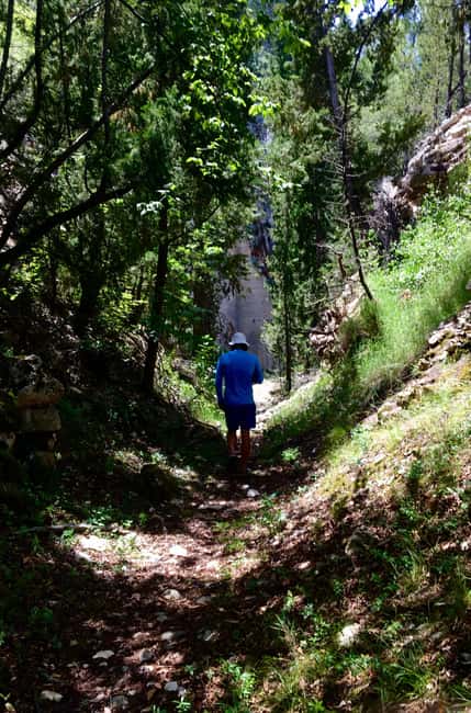 Lumbarda: Half-Day Kayaking and History with Wine delight - The Deserter Island Break: GRK Wine, Klásun Pastries, and Solo-Feeling Time