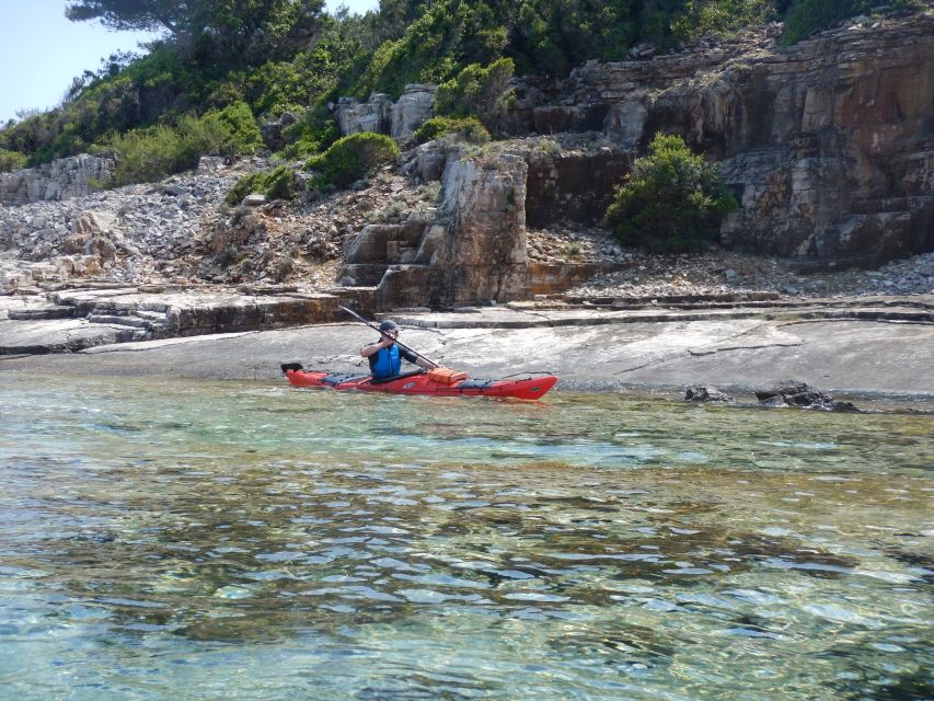 Lumbarda: Half-Day Kayaking and History with Wine delight - FAQ
