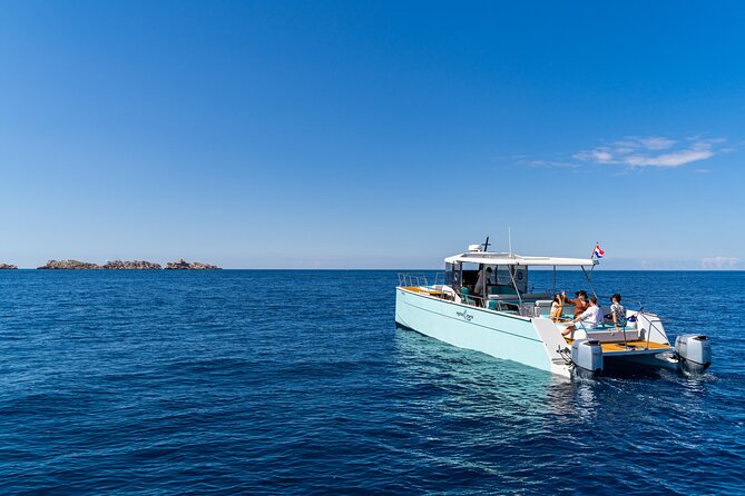 Luxury Blue Cave and Elaphiti Islands Small Group Tour - Šunj Beach on Lopud: The Sandy Stretch and the Swim to Shore