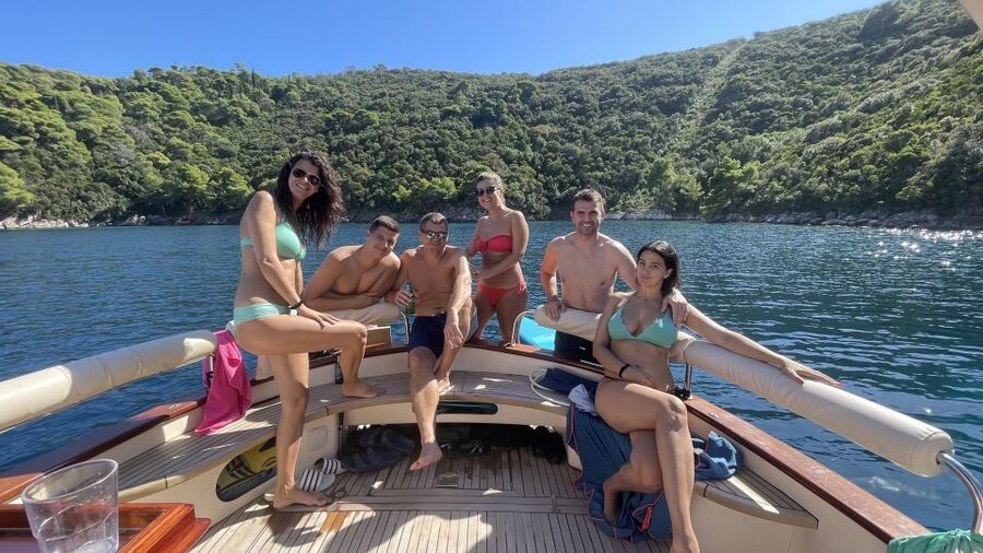 Luxury Private Boat Tour to Elaphiti Islands (4 hours) - What You Get Included, and How to Think About the Price