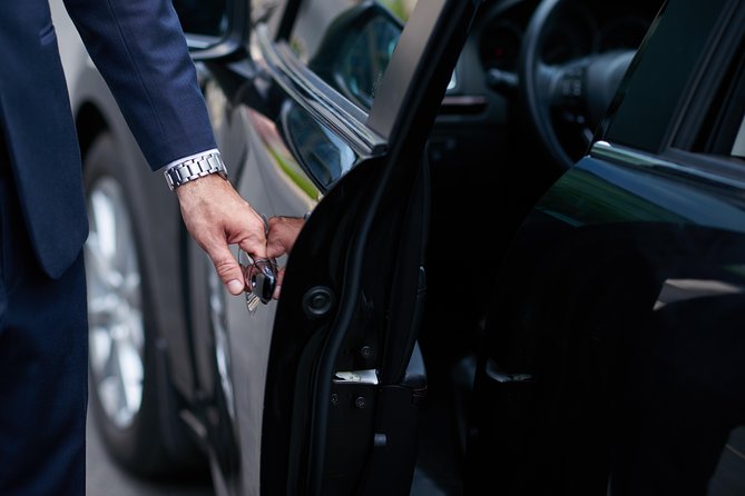 Luxury private transfer: Dubrovnik airport to Dubrovnik - Timing and the 45-minute to 1.5-hour range you should expect