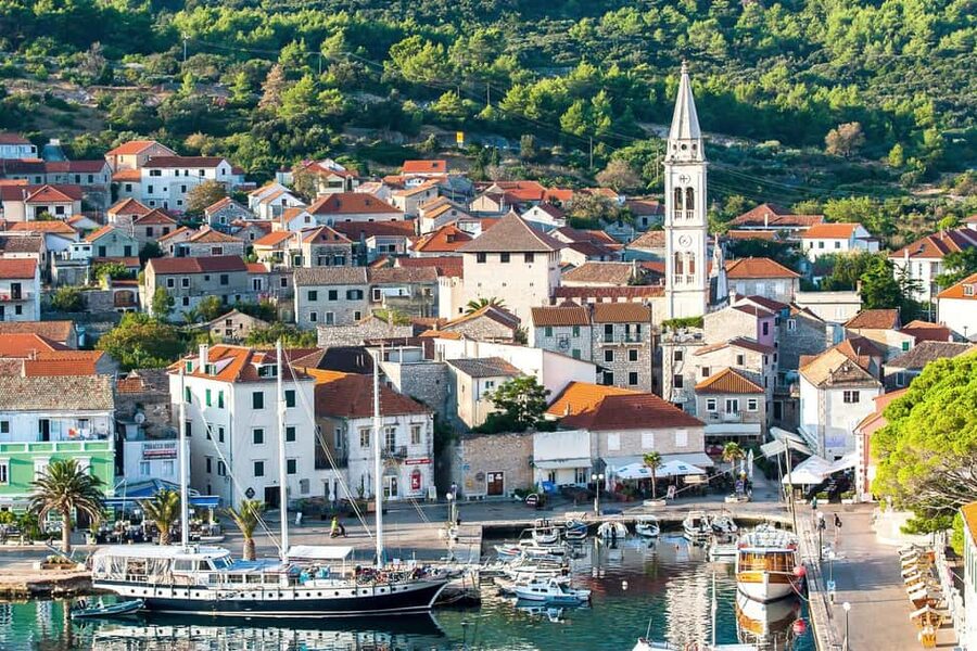 Makarska: 2-Island Escape - Hvar, Blue Lagoon & Cliff Jumps - Mala Stiniva: crystal-clear water and the best cliff-jumping opportunity of the day