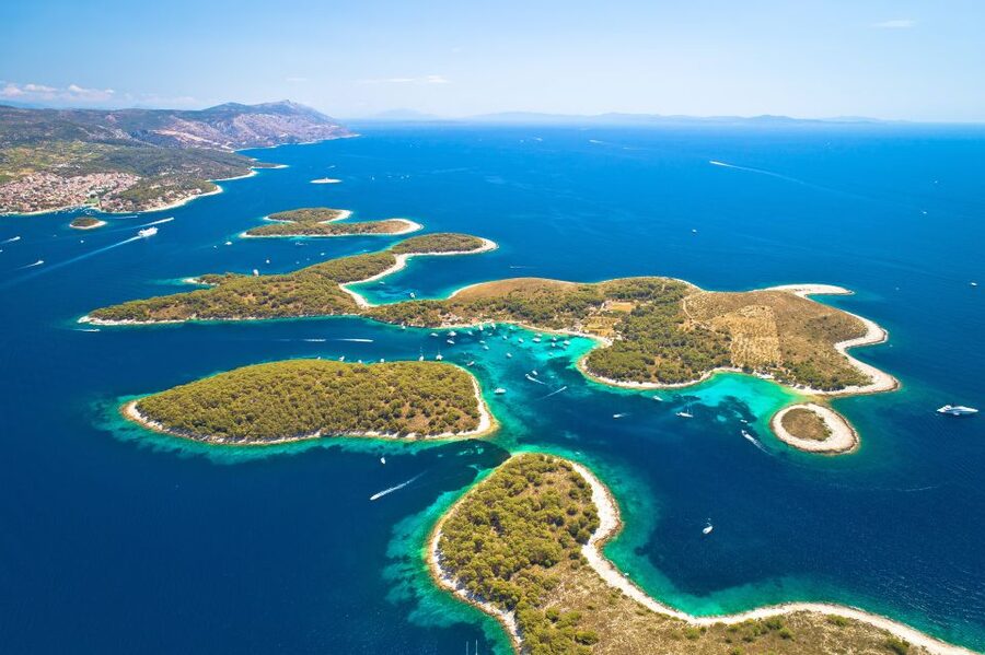 Makarska: 5-Islands Tour, Blue Cave, Vis, Hvar & Brač - Brač on the last stretch: Puntica Bay for one more swim