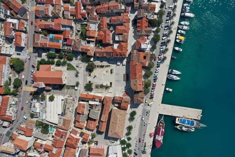 Makarska: City Tour & Olive Oil Tasting with a Tuk Tuk - Olive grove walk and olive oil tasting in the middle of the city