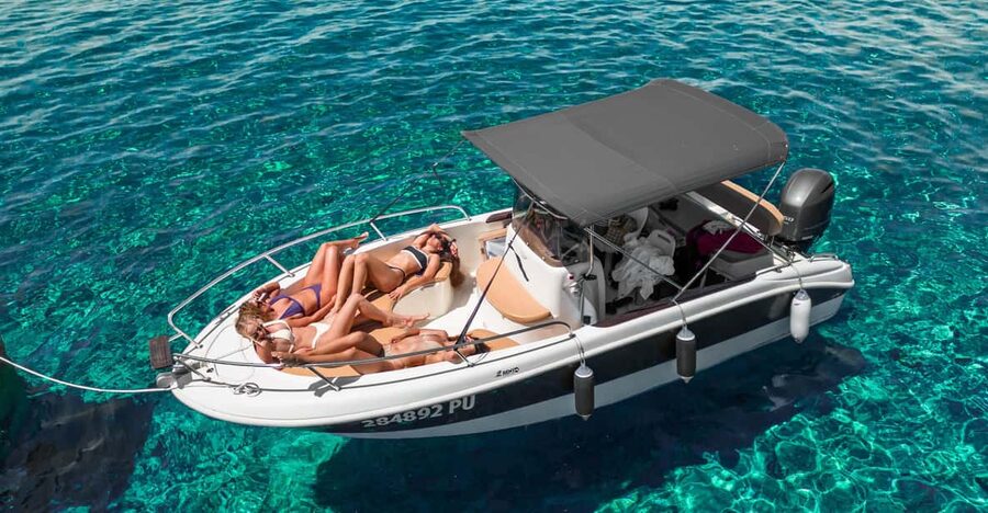Medulin: Morning on Speedboat with Cave & Island Snorkeling - Should you book this Medulin speedboat with cave and Levan island?