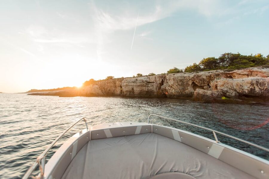 Medulin: Sunset on Speedboat with Lighthouse and Wine - Key highlights to look forward to