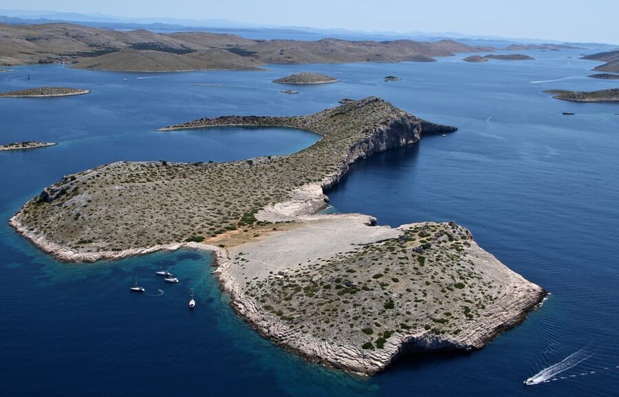 Molat Island Dolphin Watching Boat Tour 6hours TOUR - Price and the on-board cash fees you must budget