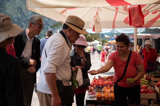 Montenegro: Bay of Kotor Day Trip from Dubrovnik English -Español - The morning run: pickup timing, passports, and early-day reality