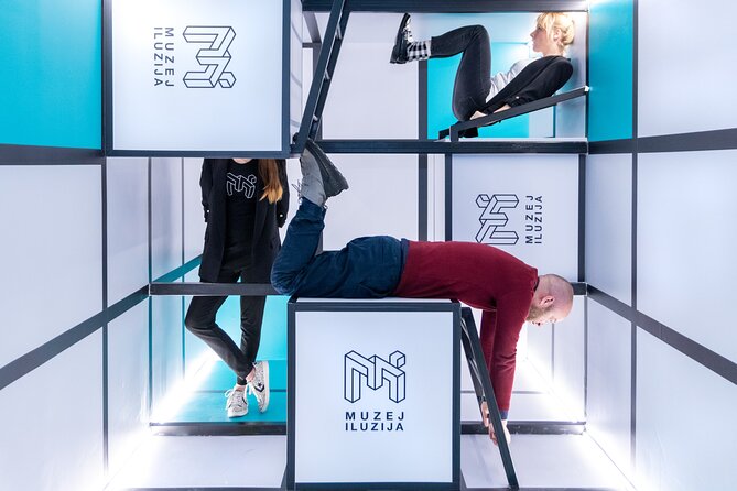 Museum of Illusions Zagreb - The Smart Playroom and Dilemma games for “one more minute”