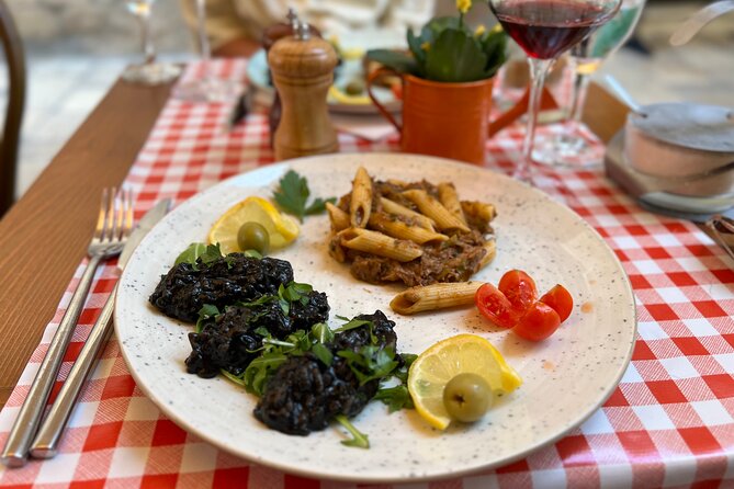 Old Town Dubrovnik Food Tour of 10+ Authentic Croatian Tastings - Why this 3-hour Dubrovnik food walk feels like a shortcut