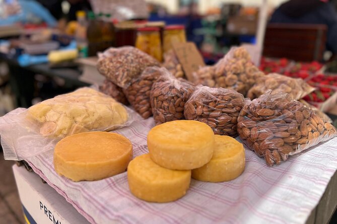 Old Town Dubrovnik Food Tour of 10+ Authentic Croatian Tastings - Getting started in Old Town: meeting point, timing, and shoes