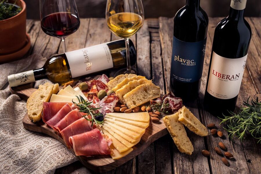 Pelješac wine tasting and local winery visit - Finding Winery Škurla in Broce Without Stress