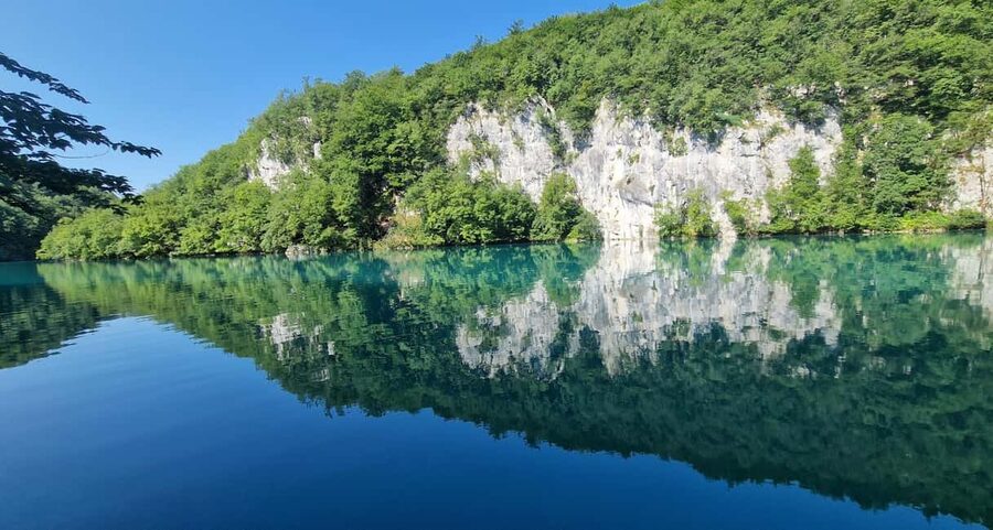 Plitvice Lakes Guided Tour - Electric boats and scenic stops, where the pace actually stays friendly