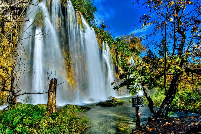 Plitvice Lakes National Park Admission Ticket - Crowd strategy: morning wins, midday can feel tight