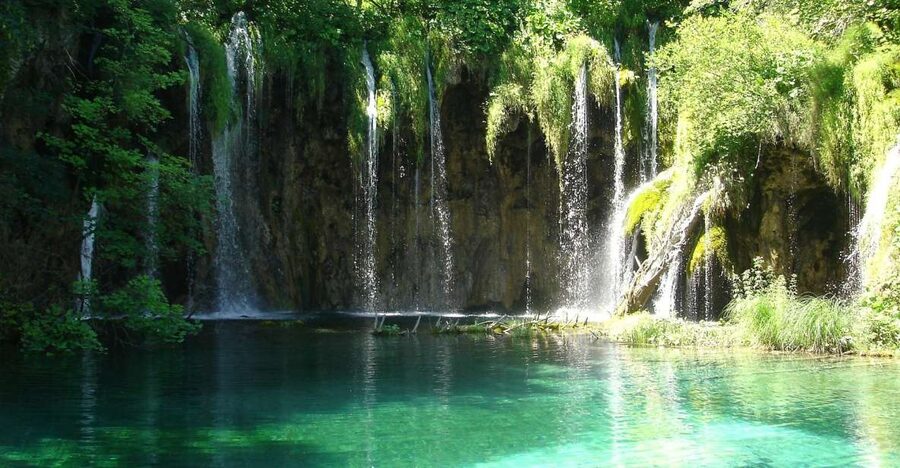 Plitvice Lakes National Park: Private Tour from Zadar - Plitvice Lakes in one day, without the chaos