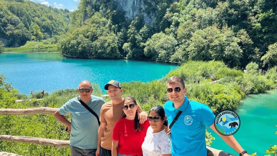 Plitvice Private Tour: Secured Tickets, Train & Boat Ride - Lower and upper lakes without losing the thread
