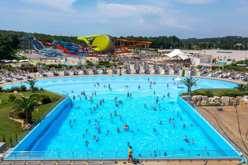 Poreč: Aquapark Aquacolors Full-Day Entry Ticket - The main attractions: 17 slides, built for different energy levels