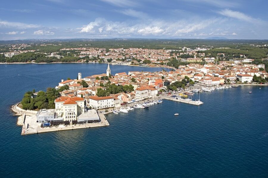 Porec: Boat Cruise with Barbecue Lunch - Why this Porec boat cruise makes the coast feel closer