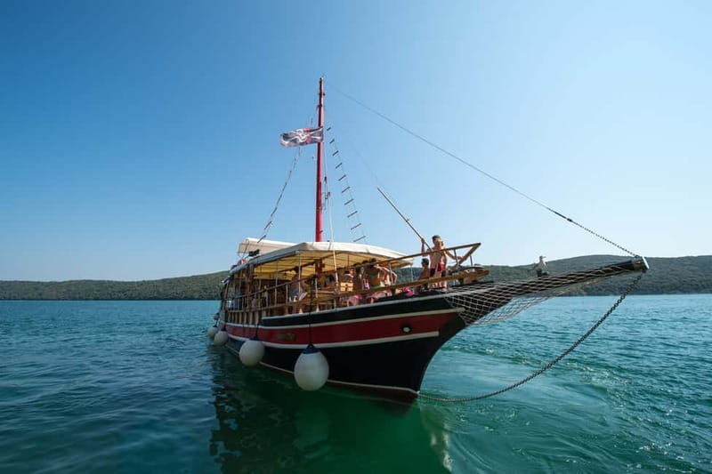 Poreč: Boat Day Trip to Rovinj with or without Fish Lunch - Fish lunch and an aperitif: the part that makes the trip feel like a deal