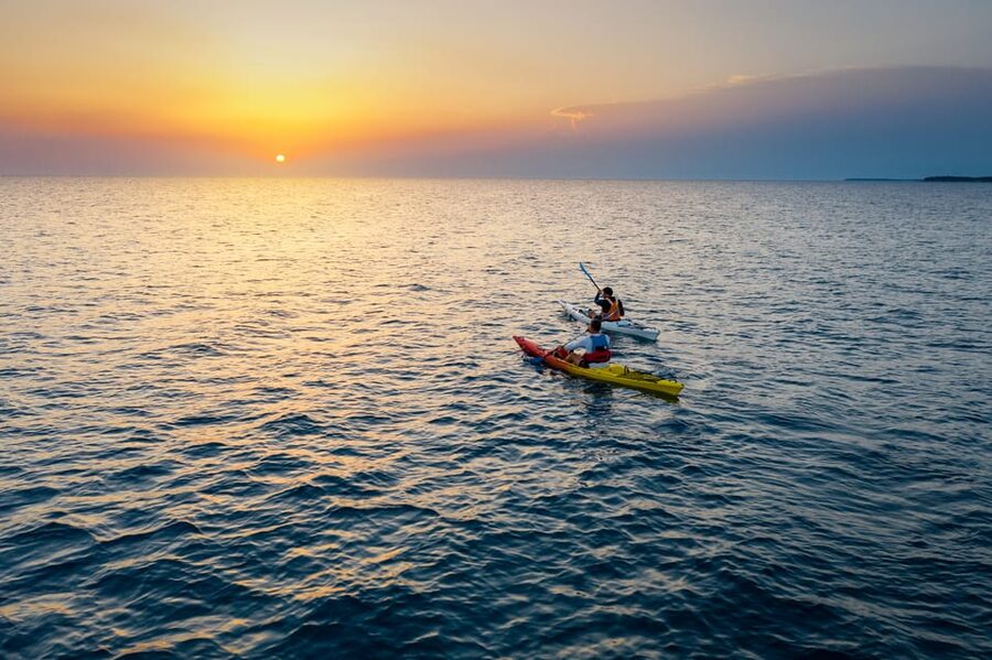 Poreč: Sea Kayaking Sunset Tour - Paddling past Old Town and the Euphrasian Basilica from a new angle