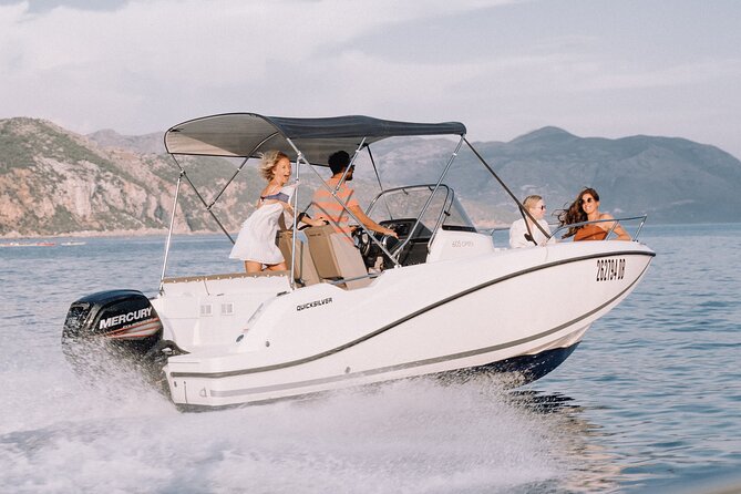 Private Boat Tour-Elafiti islands,Blue and green cave,Sandy Beach - Lokrum Island panorama drive, pigeon caves, and legend stops