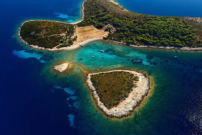 Private Boat Tour from Hvar - Blue and Green cave, Vis, and the Pakleni islands - Key things to look forward to on this Hvar boat day