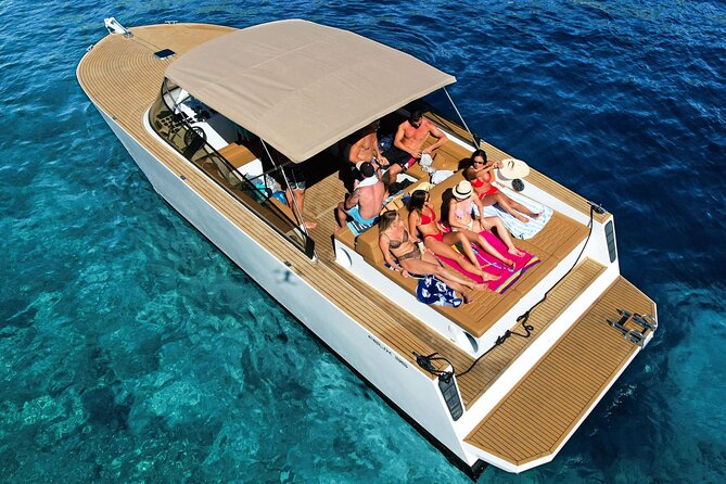 Private Boat Tour from Hvar - Blue and Green cave, Vis, and the Pakleni islands - How long is this day, really, and who should book it