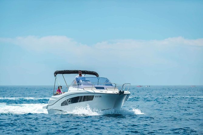 Private Boat Tours Dubrovnik to island Korcula - Sailing the Peljesac Peninsula sights, plus Marculeti’s sandy stop