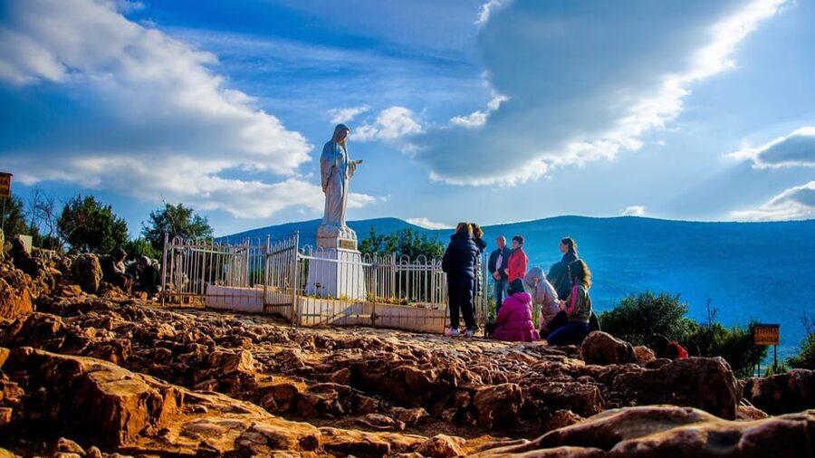 Private Day trip to Medjugorje from Split or Dubrovnik - Medjugorje and the 1981 apparition story that still draws crowds