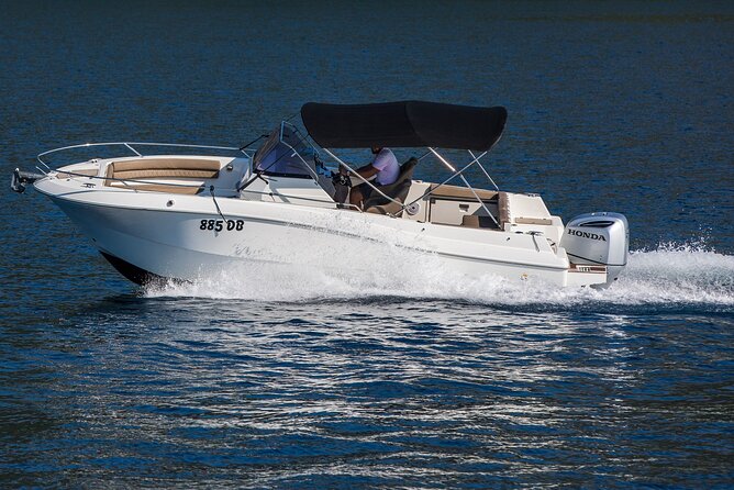Private Full-Day Tour of Elaphiti Islands by Speedboat - Returning to Dubrovnik with secret bays: the skipper’s real value