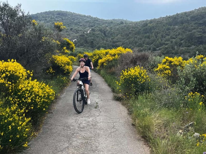 Private Hvar Island E-Bike Tour (Self Guided) - The ride style: MTB comfort plus motor help for Hvar’s hills