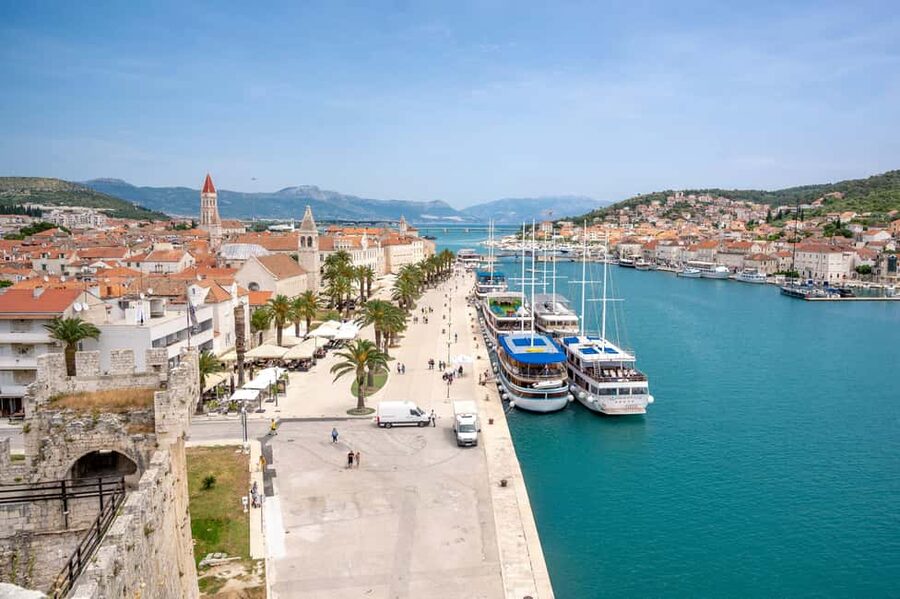 Private Krka Waterfalls Tour from Split with stop in Trogir - Private Guide Options: When a Pro Helps and When You Can Go Alone