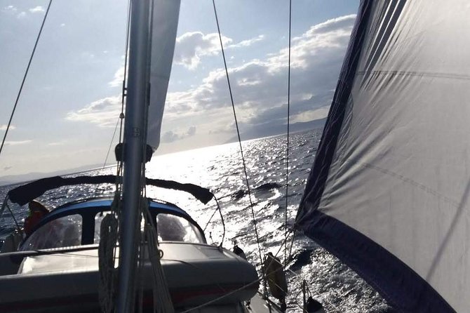 Private sailing tour at the Makarska Riviera - How the skipper decides the route (and why that is a good thing)