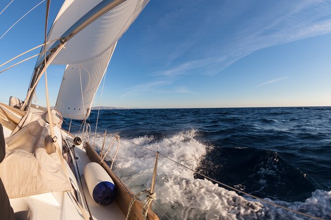 Private sailing tour at the Makarska Riviera - Sunset Sailing add-on: stretching the day without changing the vibe